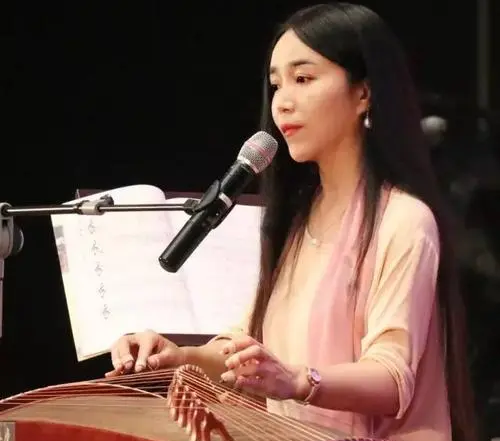 古筝曲《青花瓷》袁莎版简谱及伴奏mp3