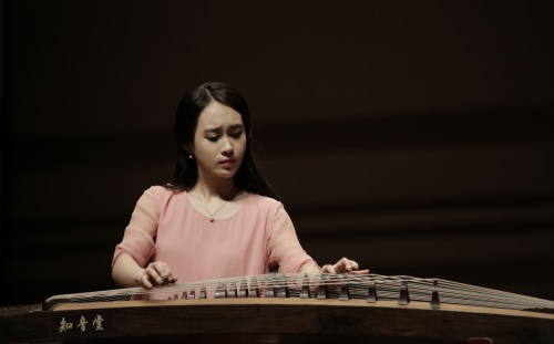 古筝学习：流行曲跟伴奏练习教程[新手必看]